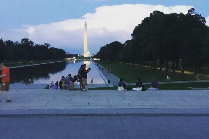 Washington_monument_night_tour